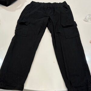 GAP Women's Black Cargo Joggers